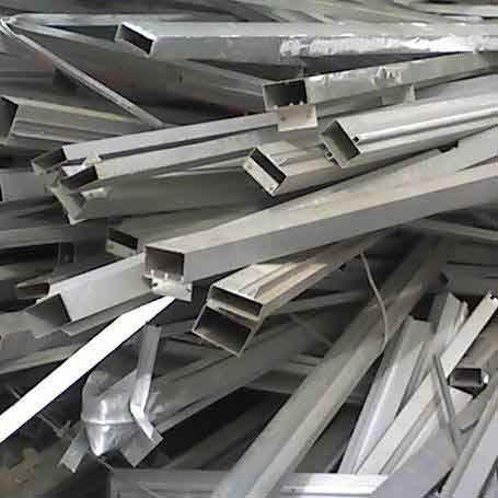 “廢品”搭就大舞臺，廢舊物資回收...